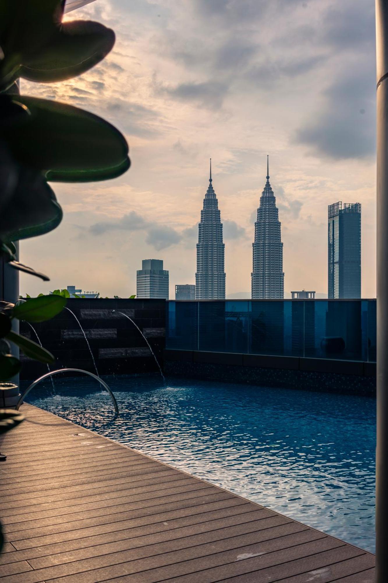 Eaton Yemala * Kuala Lumpur